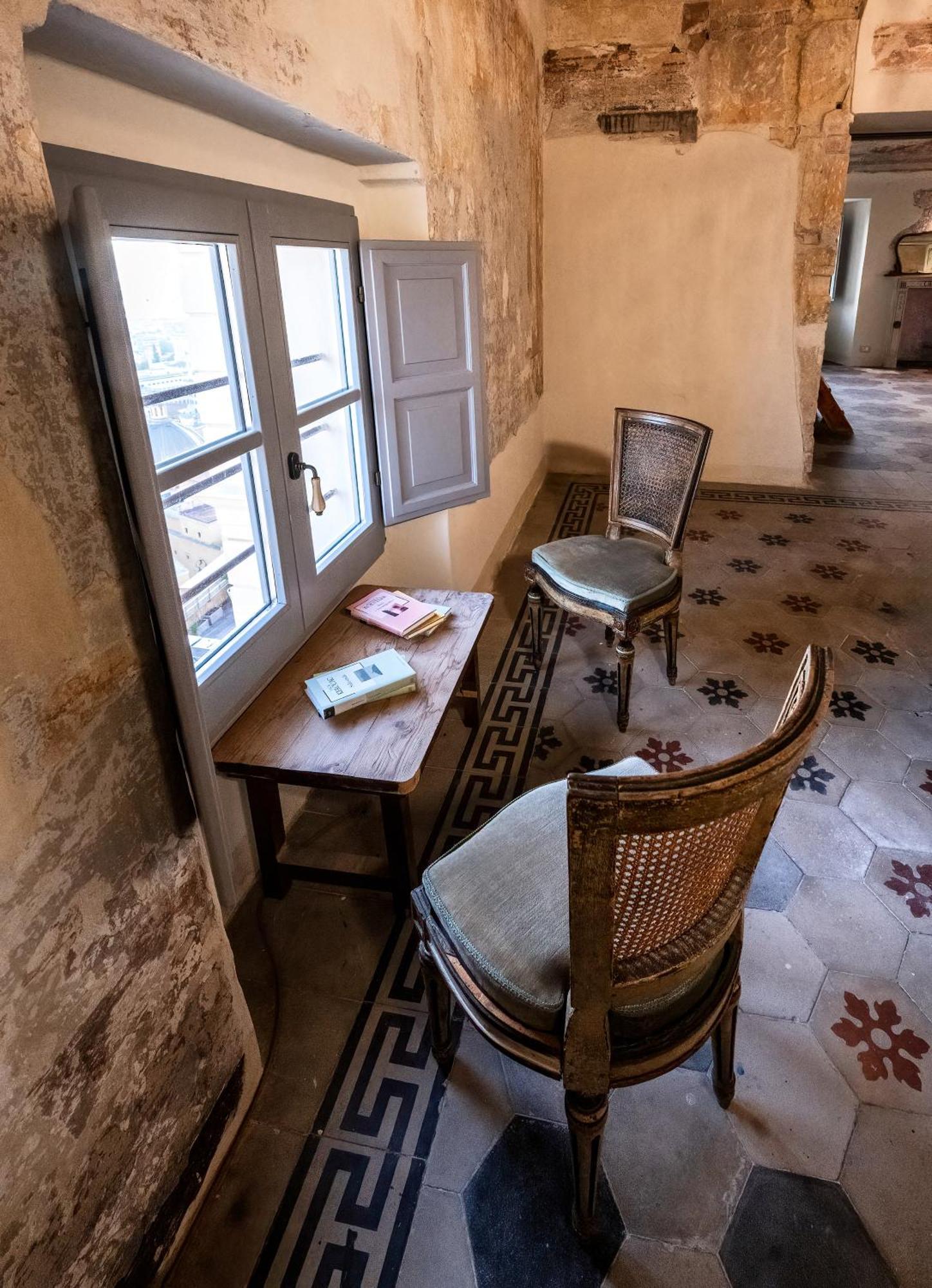 Palazzo Boyl 1840 * Cagliari